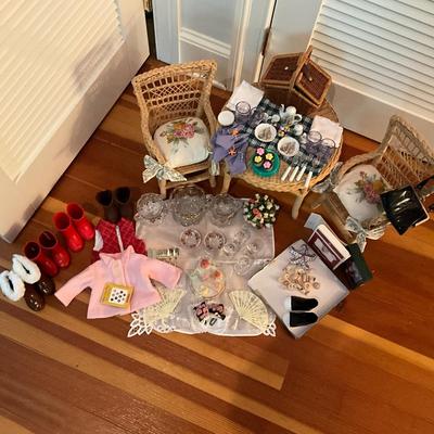 UBC1519 Lot of American Girl Doll Furniture and Accessories