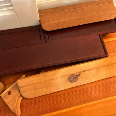 UBC1523 Large Lot of Wooden Wall Shelves