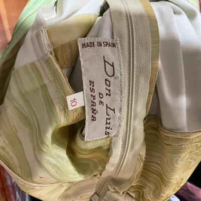 UBC1477 Lot of Vintage Ladies Clothing