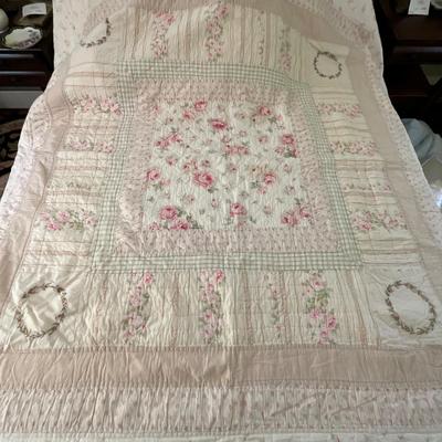UBC1478 Vintage Matelasse Blanket and Floral Quilt Qn Bedding set
