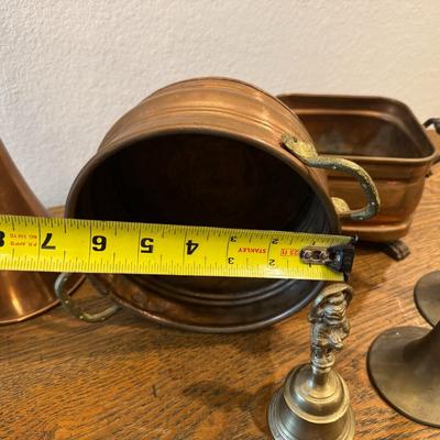 Copper and Brass Decorations (lot of 7)