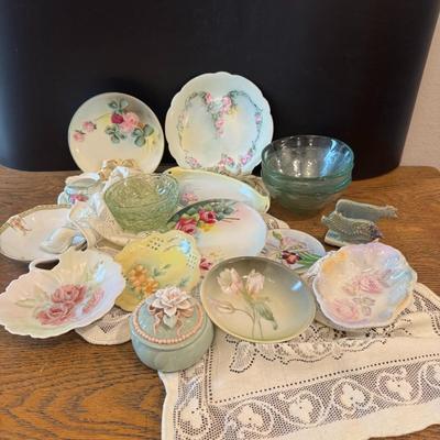 Large lot - Dishes, plates, bowls, china