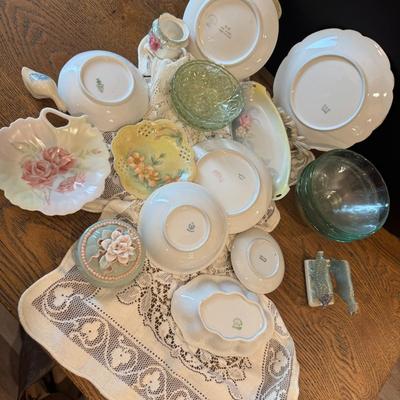Large lot - Dishes, plates, bowls, china