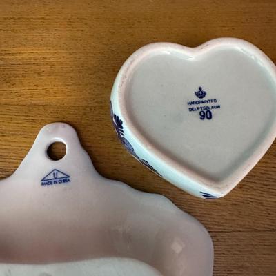 Vintage Blue Dustpan and Trinket box