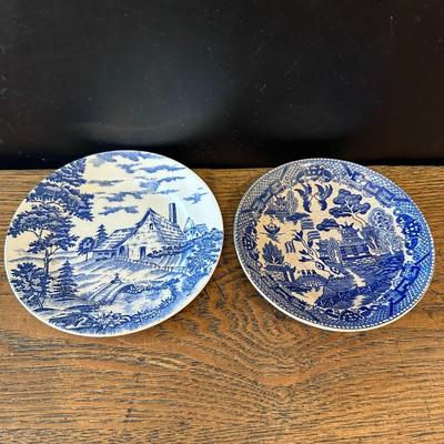 Lot of 2 Saucers