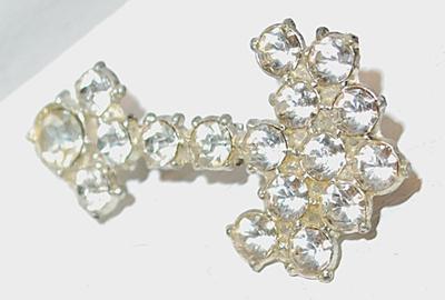 VINTAGE ANCHOR BROOCH (1¾" x 1") with 17 Clear Round Diamond Style Stones on a Silver Tone Setting