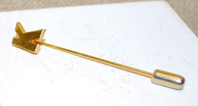 VINTAGE Gold Tone SCARF PIN (2½") with the Letter "K"