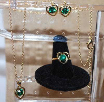 Green Hearts JEWELRY SET Includes Earrings (½") with POST Ends; ADJUSTABLE Size 7 Ring & PENDANT (½") on a Gold Tone...