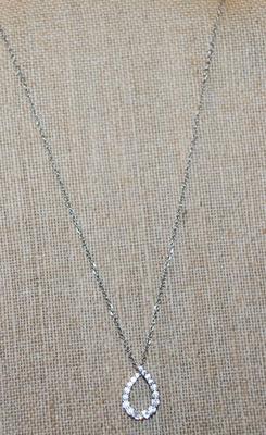 Overlapping Oval Diamond Style PENDANT (¾" x ½") on a Silver Tone Necklace Chain 17" L