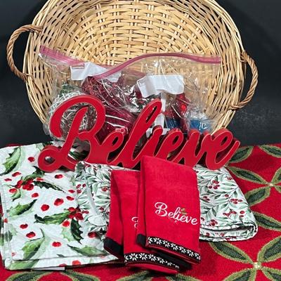 LOT 1B: Large Lot of Christmas Decor