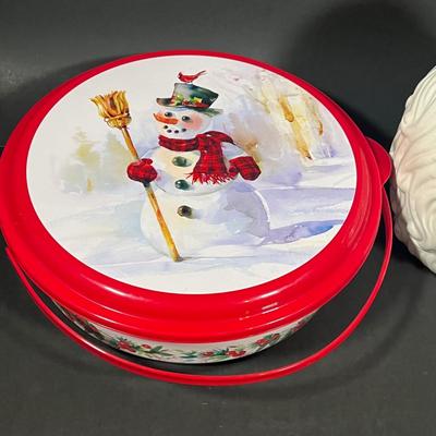 LOT 1B: Large Lot of Christmas Decor
