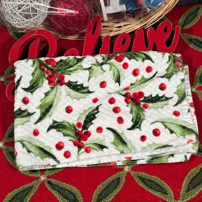 LOT 1B: Large Lot of Christmas Decor