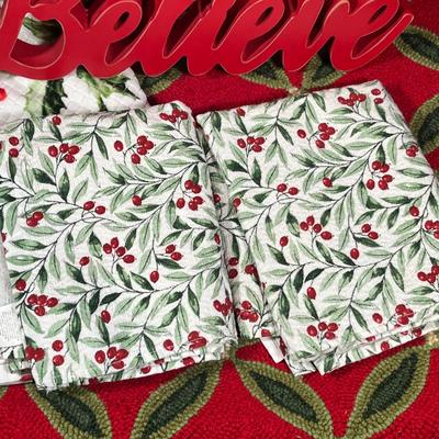 LOT 1B: Large Lot of Christmas Decor