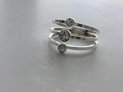 Silver tone beautiful fashion ring