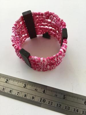 Pink fashion stretchy bracelet