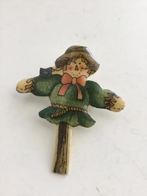Vintage scarecrow pin