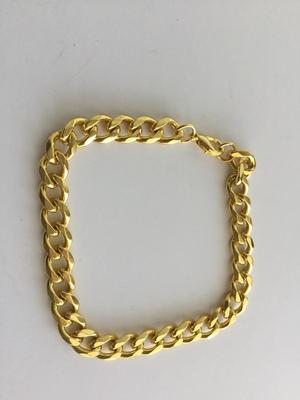 Gold tone chain link type fashion unmarked bracelet
