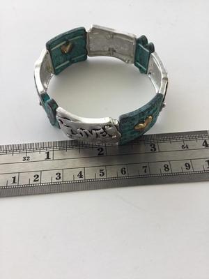 Love fashion bracelet stretchy