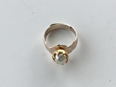 Hong Kong marked adjustable ring
