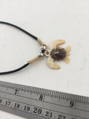 Beautiful unmarked turtle necklace