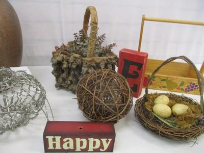 Home Decorations Table Top Center Pieces