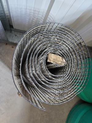 Heavy-Duty Welded Wire Mesh Roll – 1/2" Grid