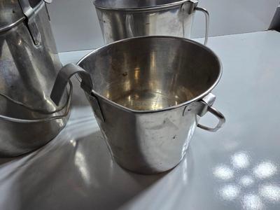 4 Stainless Steel Hanging Feed Buckets – Graduated Sizes