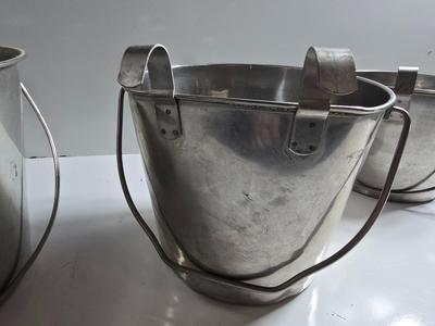 4 Stainless Steel Hanging Feed Buckets – Graduated Sizes