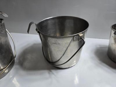 4 Stainless Steel Hanging Feed Buckets – Graduated Sizes