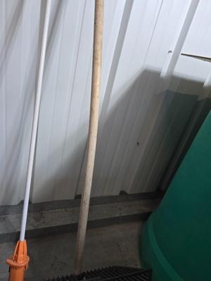 Agri-Shock Livestock Prod & Stall Fork Combo