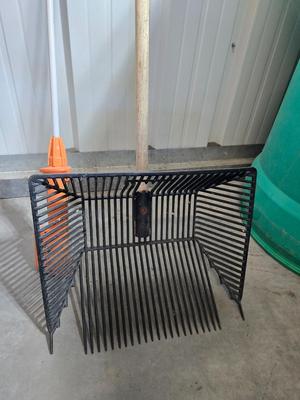 Agri-Shock Livestock Prod & Stall Fork Combo