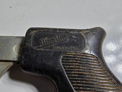 Brand new, Dehorner and Hacksaw