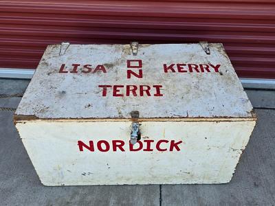 Vintage Painted Wood Storage / Farm /Show Trunk – “NORDICK”
