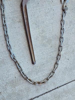 Heavy-Duty Lever Chain Binder with Hooks and Chain