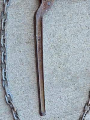 Heavy-Duty Lever Chain Binder with Hooks and Chain