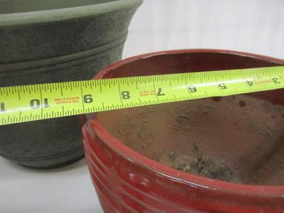 Plastic & Ceramic Flower Pots