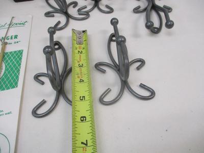 Plate Hangers Necklace Display Wall Hangers