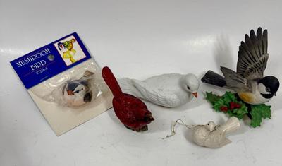 Vintage Bird Figurine Lot - 5 pcs