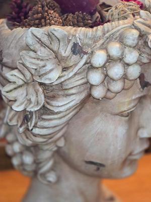 Chrisdon Planter Bust.