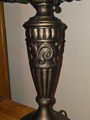 Tiffany style Stain Glass table lamp