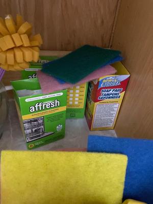 Kitchen cleaning supplies