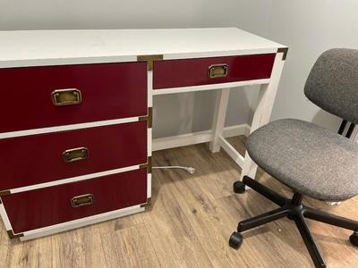 Desk & chair