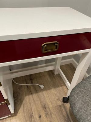 Desk & chair