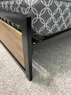 Queen mattress & bedframe