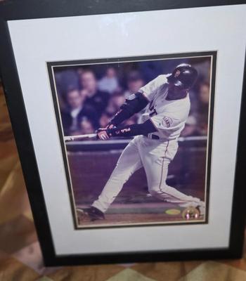 Barry Bonds Autograph Framed with CoA
