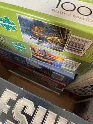 Box of games & puzzles