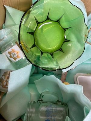 Treasure boxes of China & glassware