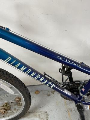 Diamondback Outlook bicycle.