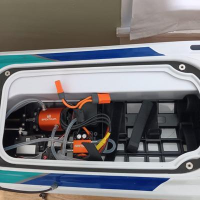 LOT 4: Pro Boat Sonicwake V2 36" Deep-V RC Boat (for parts)