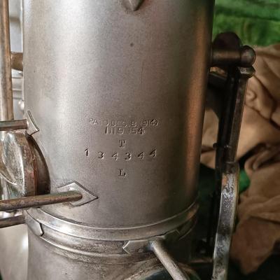 LOT 6: C.G. Conn Alto 1119954 Elkhart, Indiana 1917 Saxophone with Case & Accessories